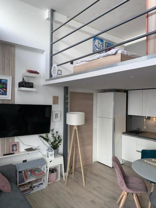 Appartement Nice Apartmet N&N à Zadar Extérieur photo